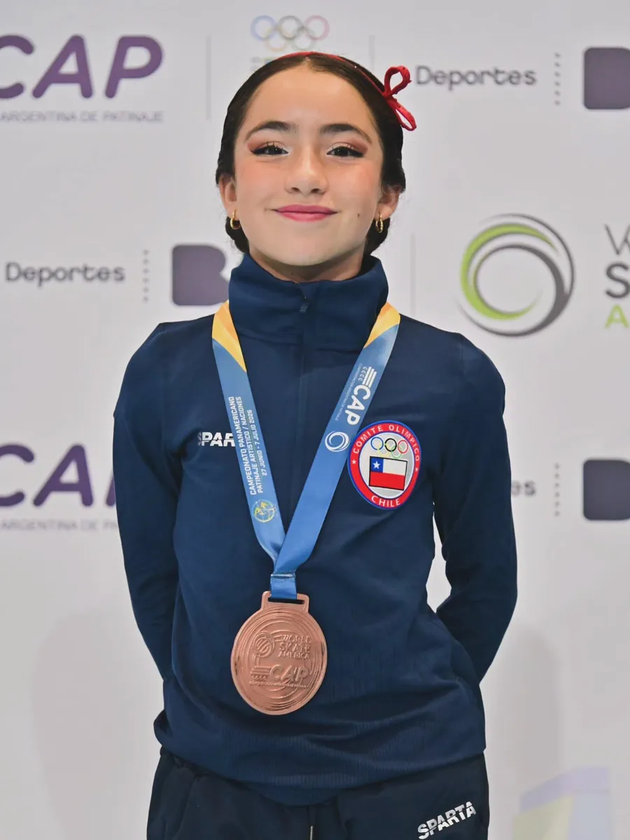 Agustina con su medalla de bronce del Panamericano 2026